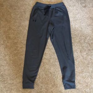 Boys Under Armour Joggers - Size YXL